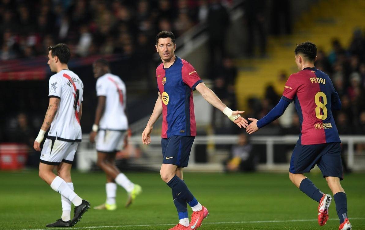 开云体育-关于莱万多夫斯基连续十二场比赛得分超过持续失利，FPX不断突破！的信息-开云体育